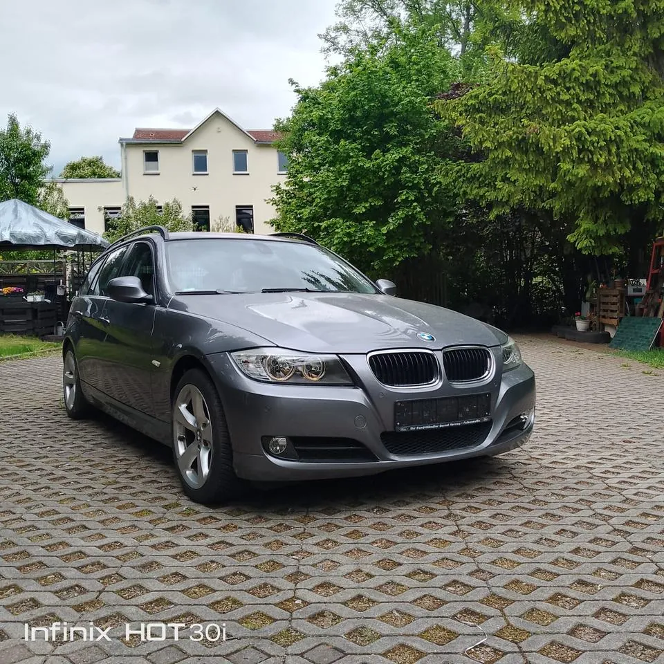 BMW 320I