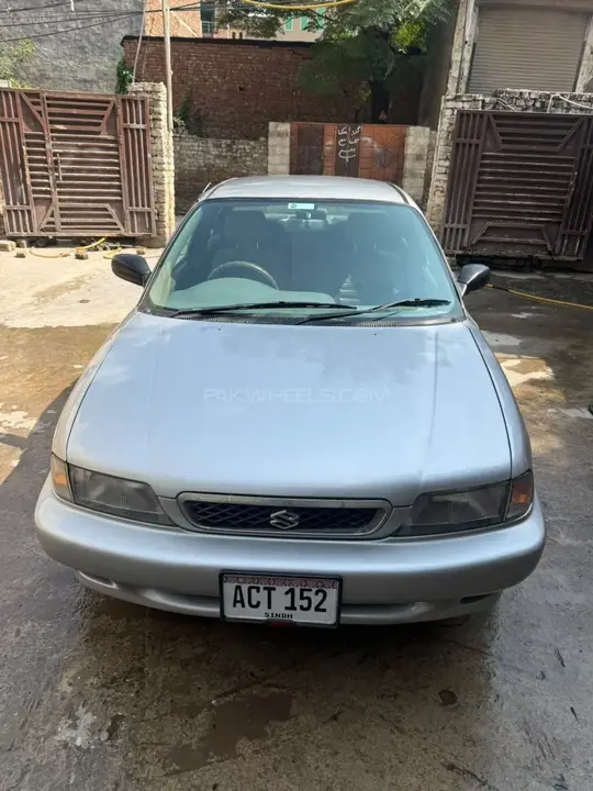 Suzuki Baleno