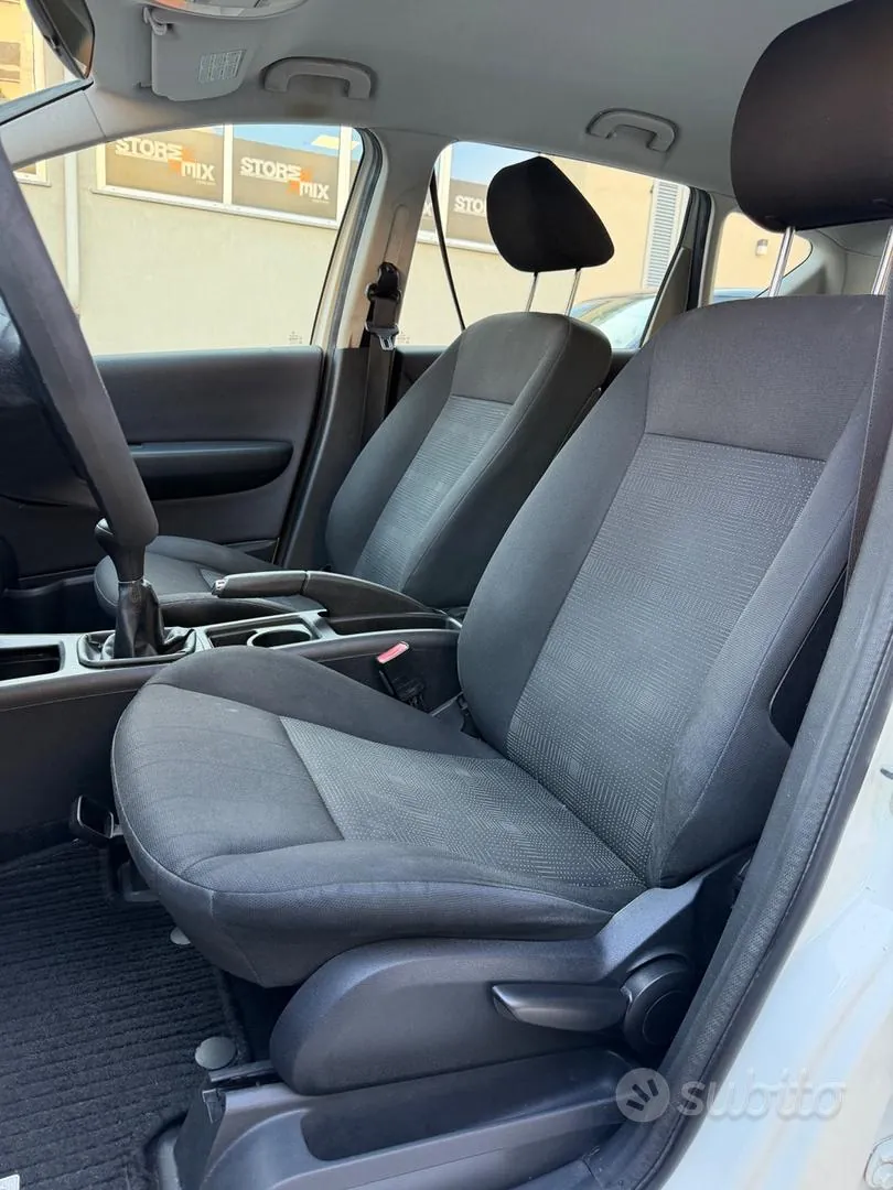 Mercedes-Benz A160 2010 photo 5
