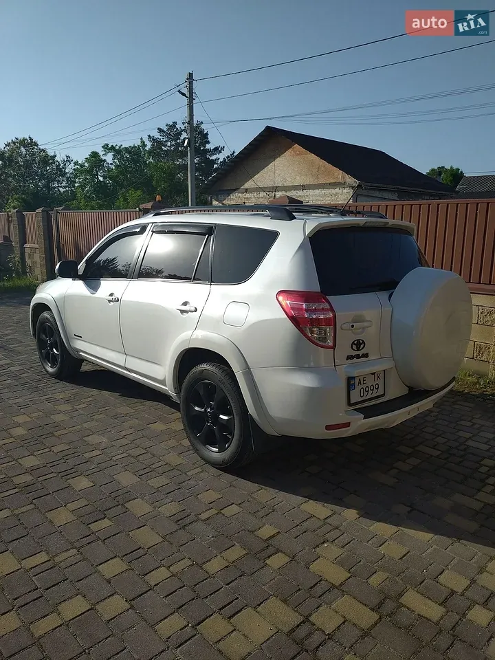 Toyota Rav4 2012 photo 2