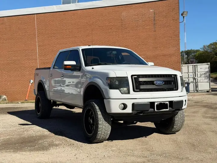 Ford F-150 2014 photo 2
