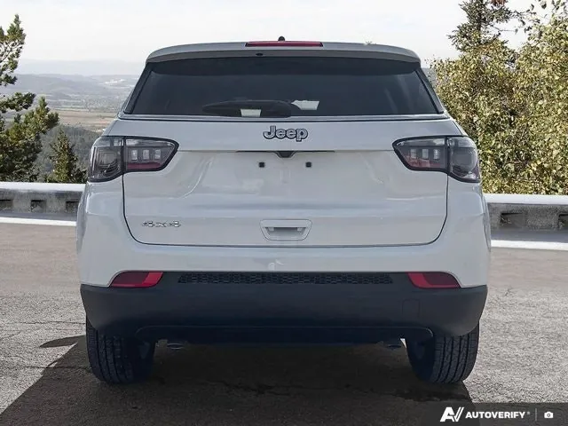 Jeep Compass 2026 photo 5