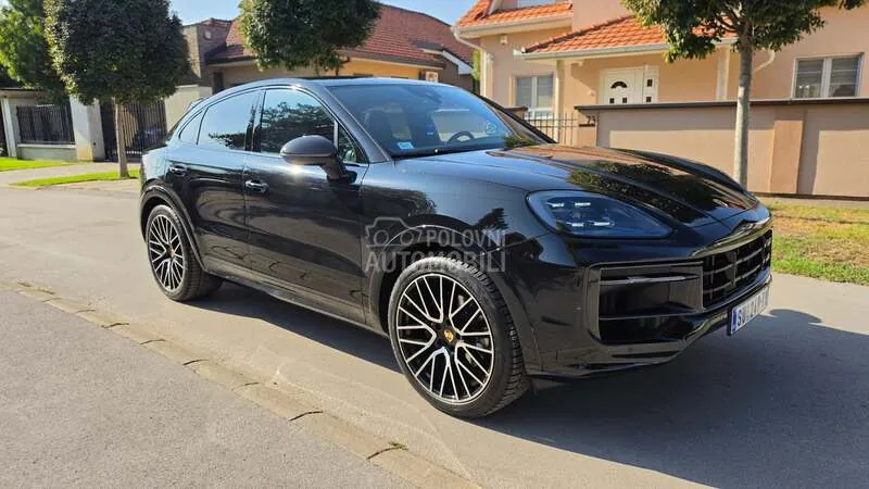 Porsche Cayenne 2023 photo 3