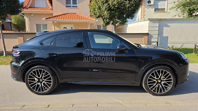 Porsche Cayenne 2023 photo 4
