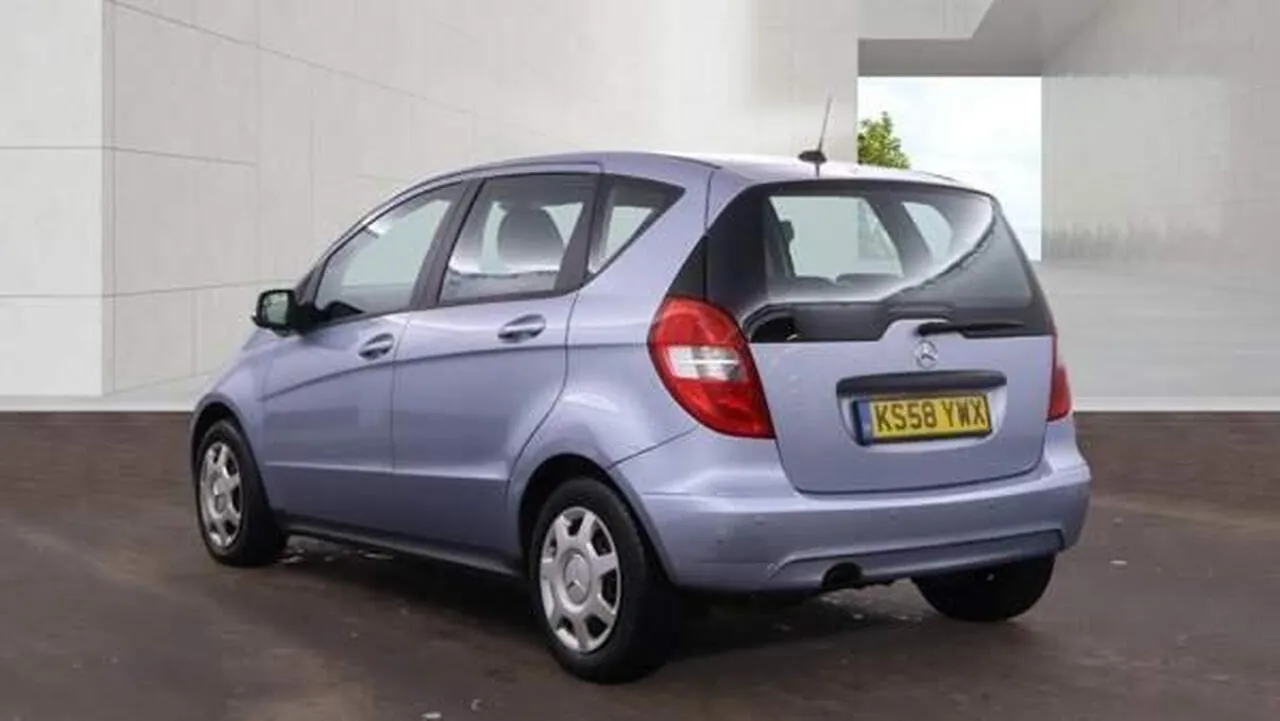 Mercedes-Benz A-Class 2009 photo 3
