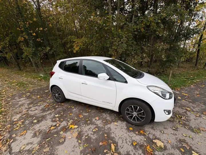 Hyundai Ix20 2015 photo 2