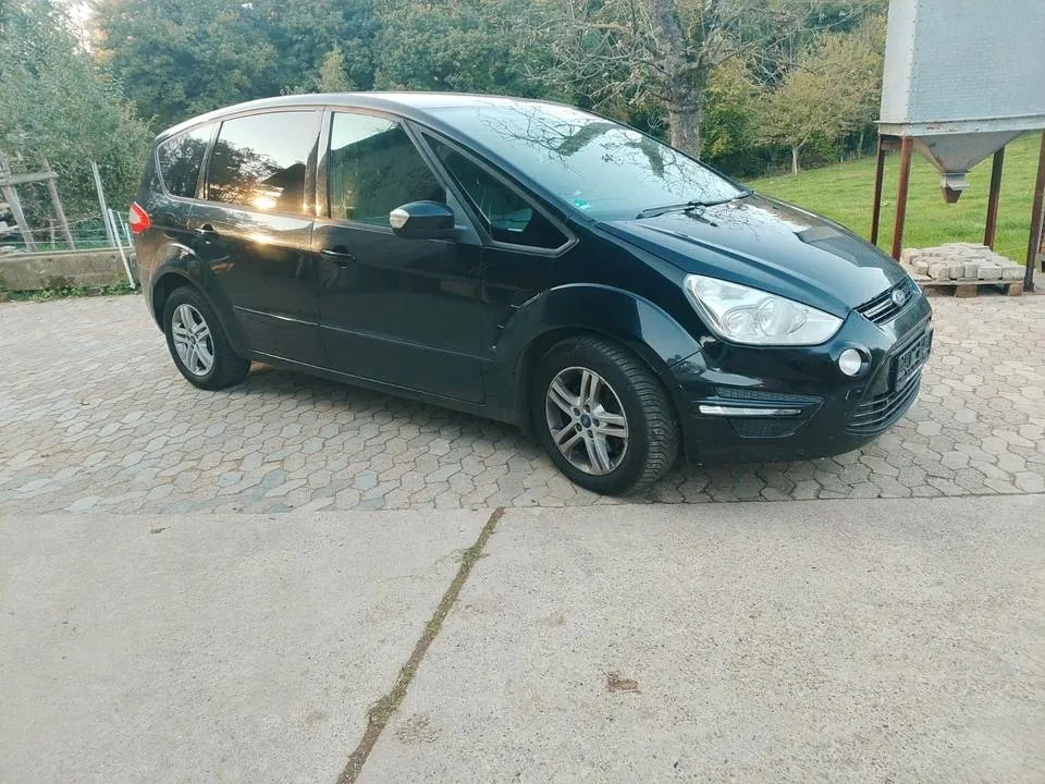 Ford S-Max