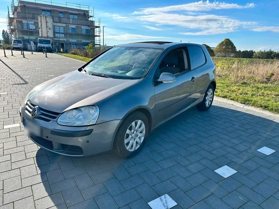 Volkswagen Golf V