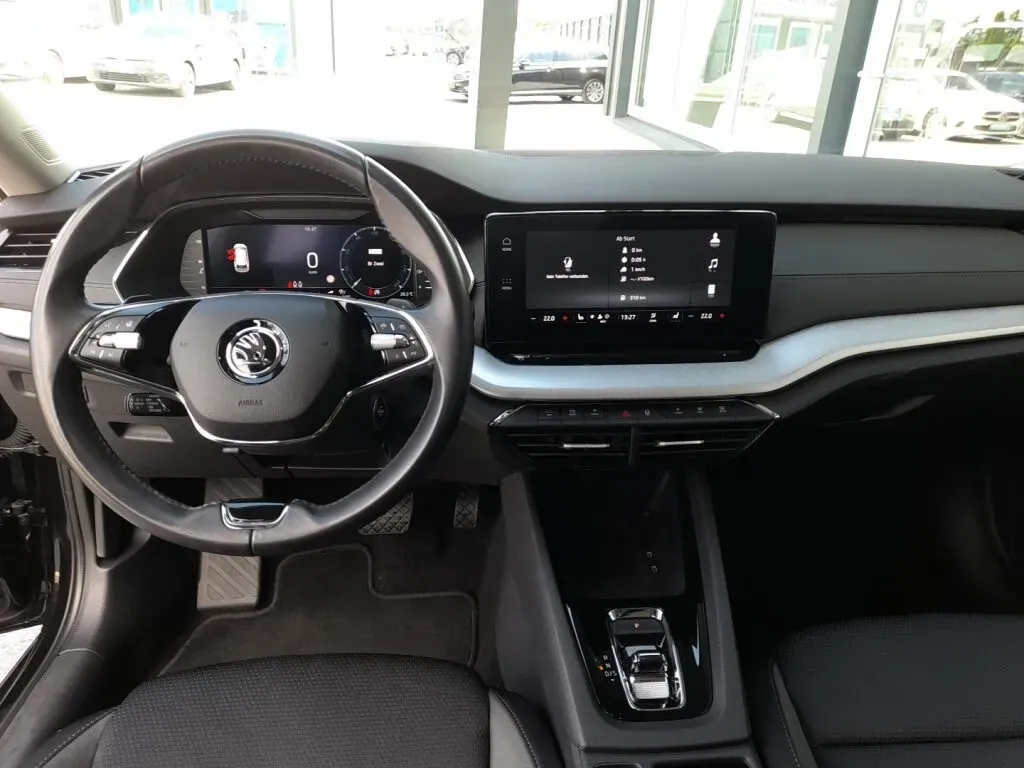 Skoda Octavia 2023 photo 3