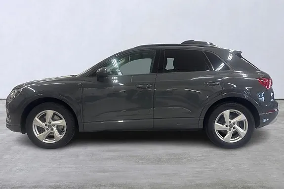 Audi Q3 2020 photo 2