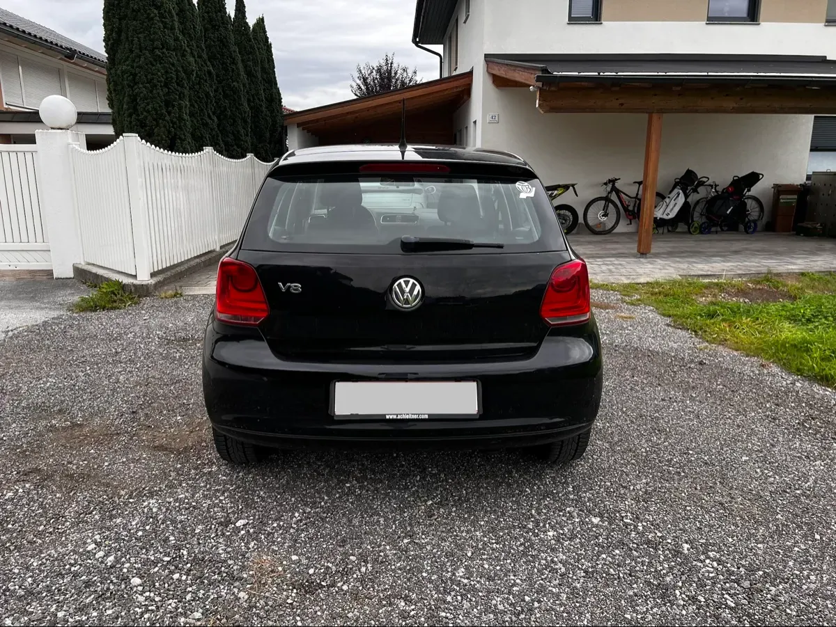 Volkswagen Polo 2013 photo 2