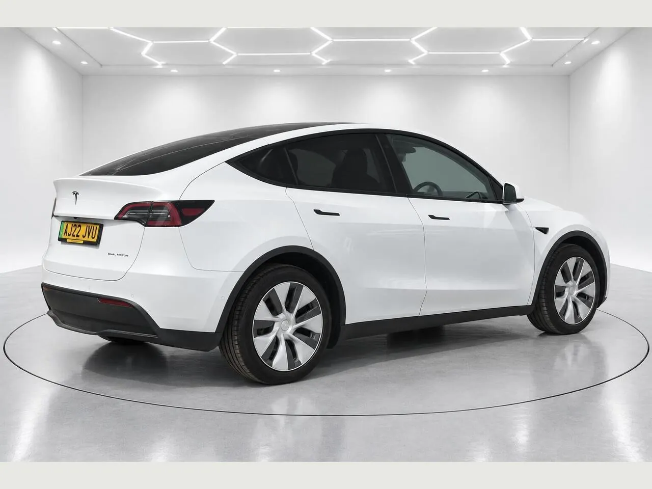 Tesla Model Y 2022 photo 4