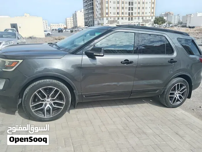Ford Explorer 2017 photo 4