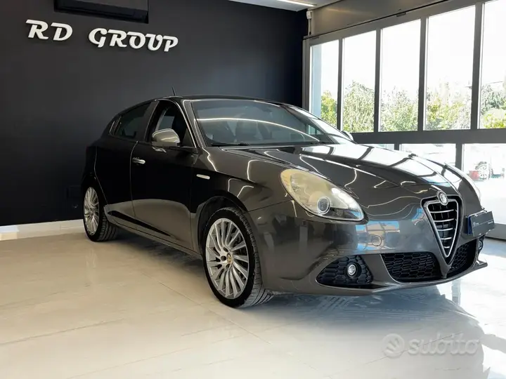 Alfa Romeo Giulietta 2012 photo 3