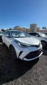Toyota C-Hr 2023 photo 2