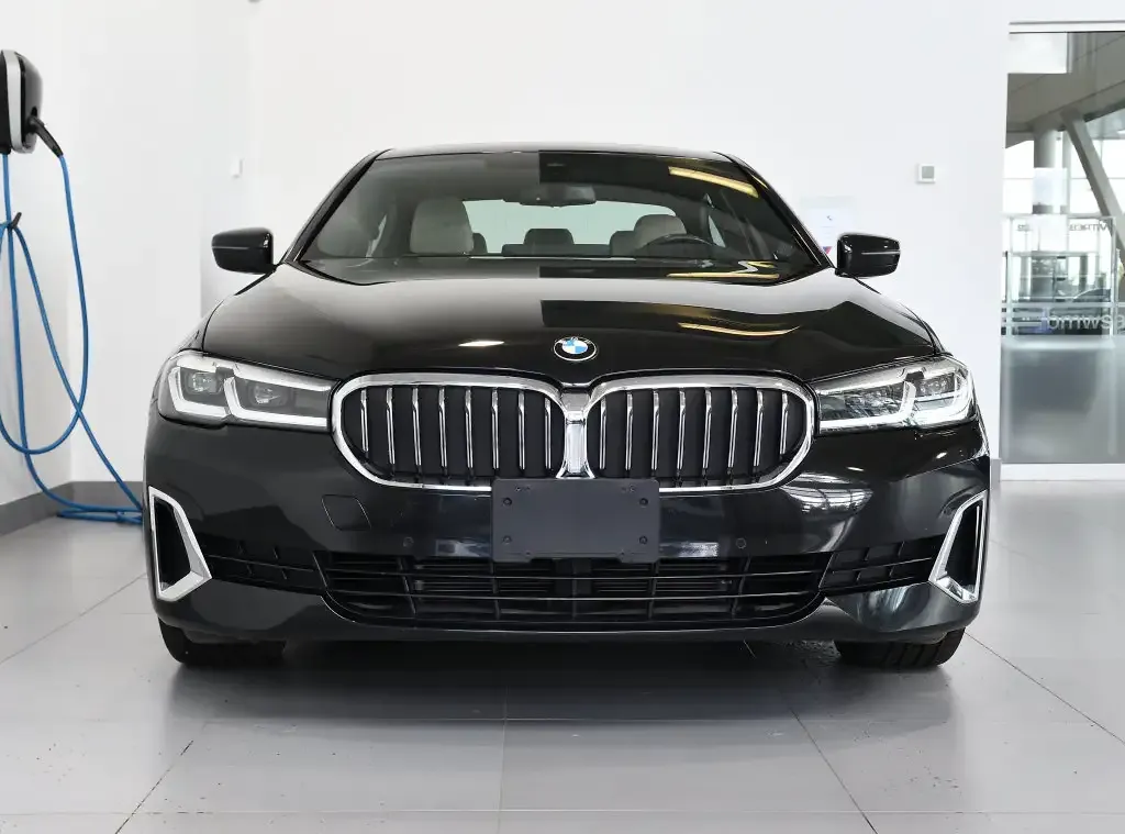 BMW 5 Series 2021 photo 5