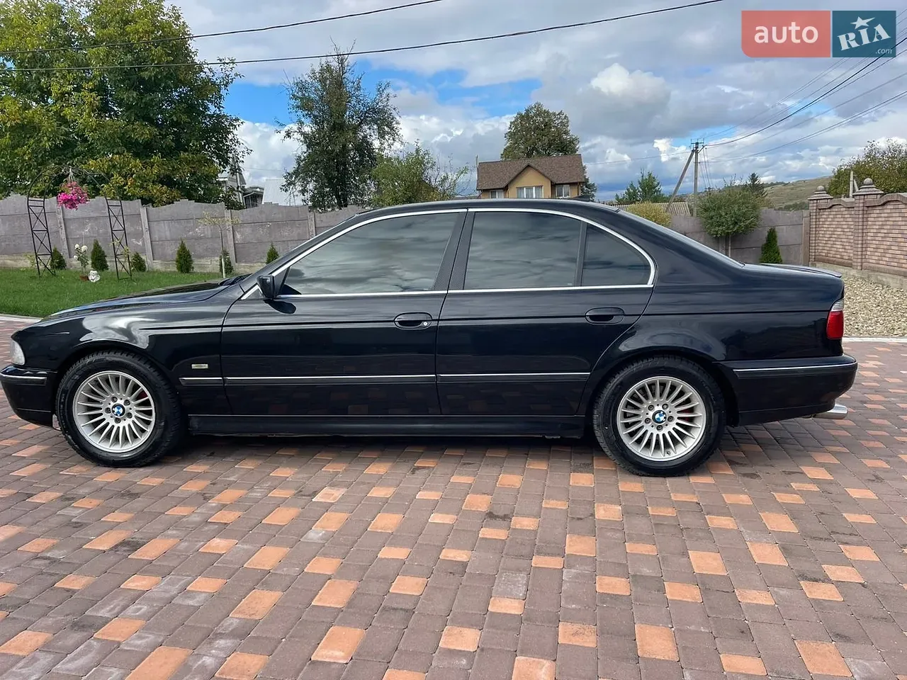 BMW 5 Series 1997 photo 2