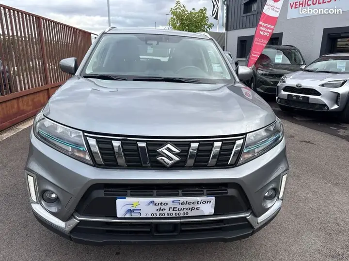 Suzuki Vitara 2024 photo 2