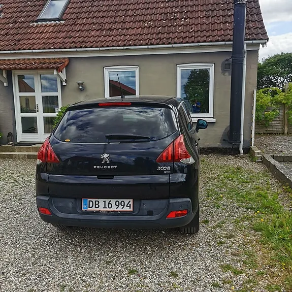 Peugeot 3008 2015 photo 2