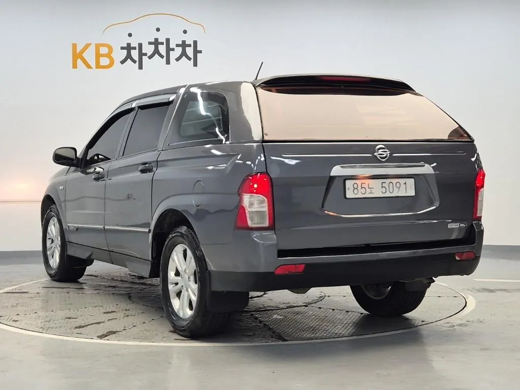 KG Mobility Korando 2016 photo 2