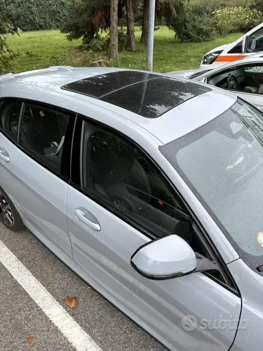 BMW 120I 2025 photo 4