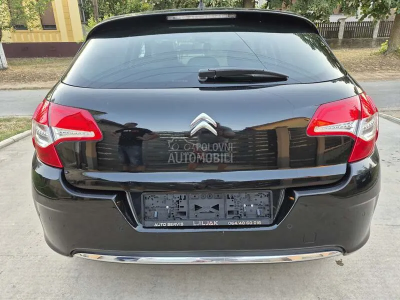 Citroen C4 2011 photo 5