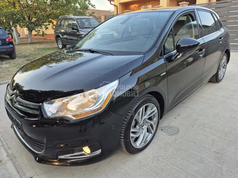 Citroen C4 2011 photo 2