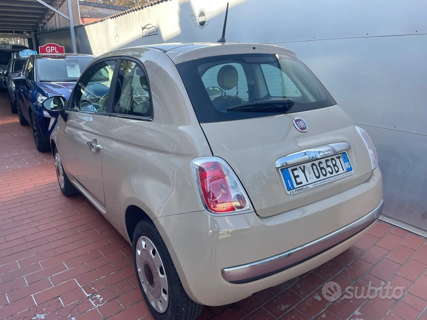 Fiat 500 2015 photo 2
