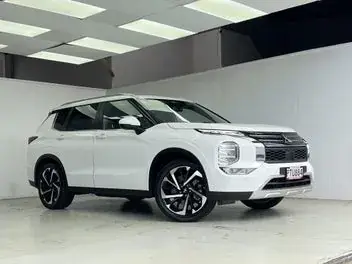 Mitsubishi Outlander 2023 photo 5