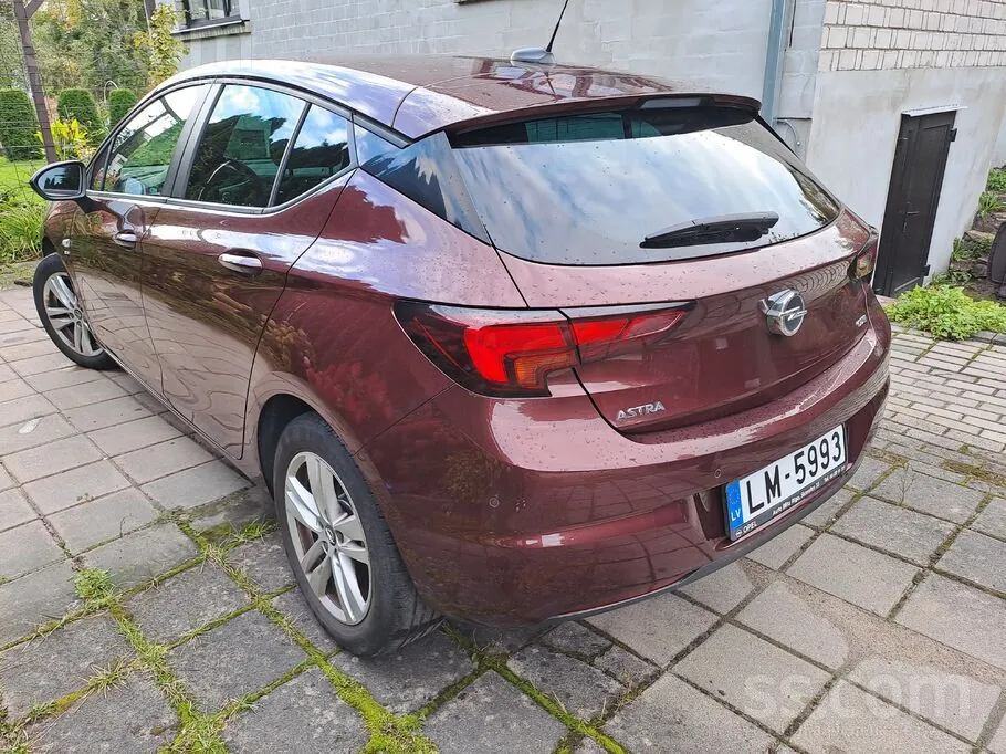 Opel Astra 2018 photo 2