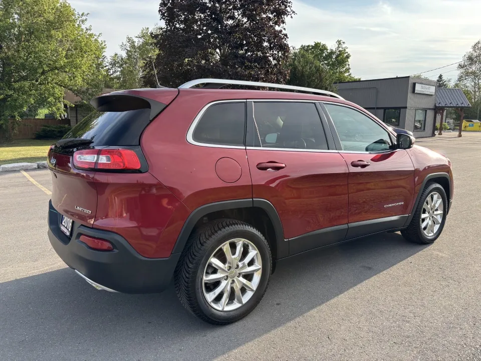 Jeep Cherokee 2016 photo 3