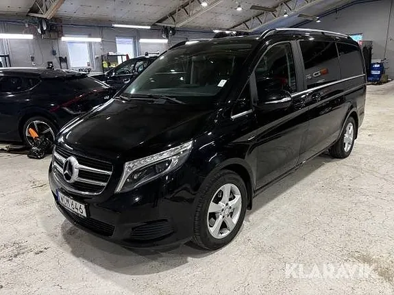 Mercedes-Benz V250