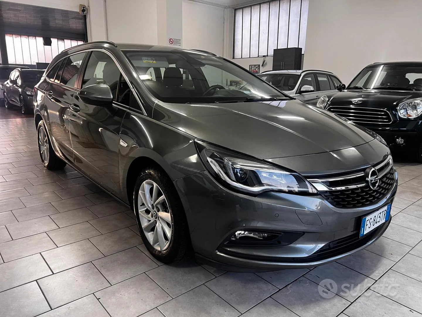 Opel Astra 2018 photo 3