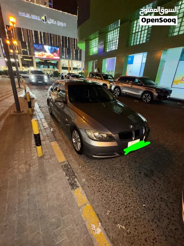 BMW 3 Series 2008 photo 2