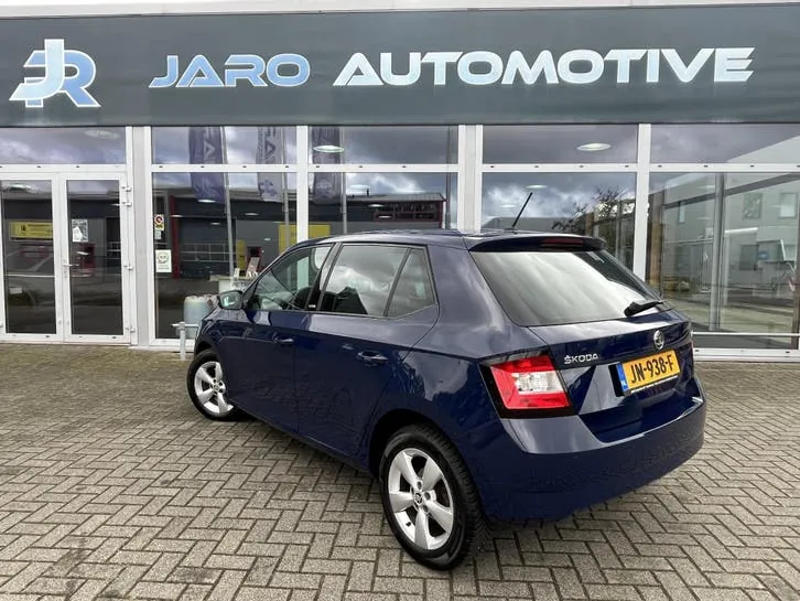 Skoda Fabia 2016 photo 3