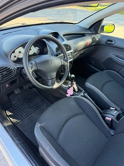 Peugeot 206 2007 photo 3