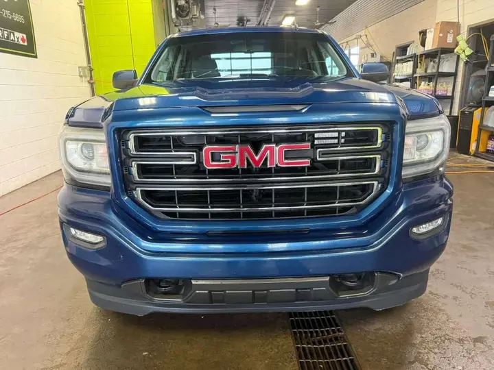 GMC Sierra 1500 2019 photo 2