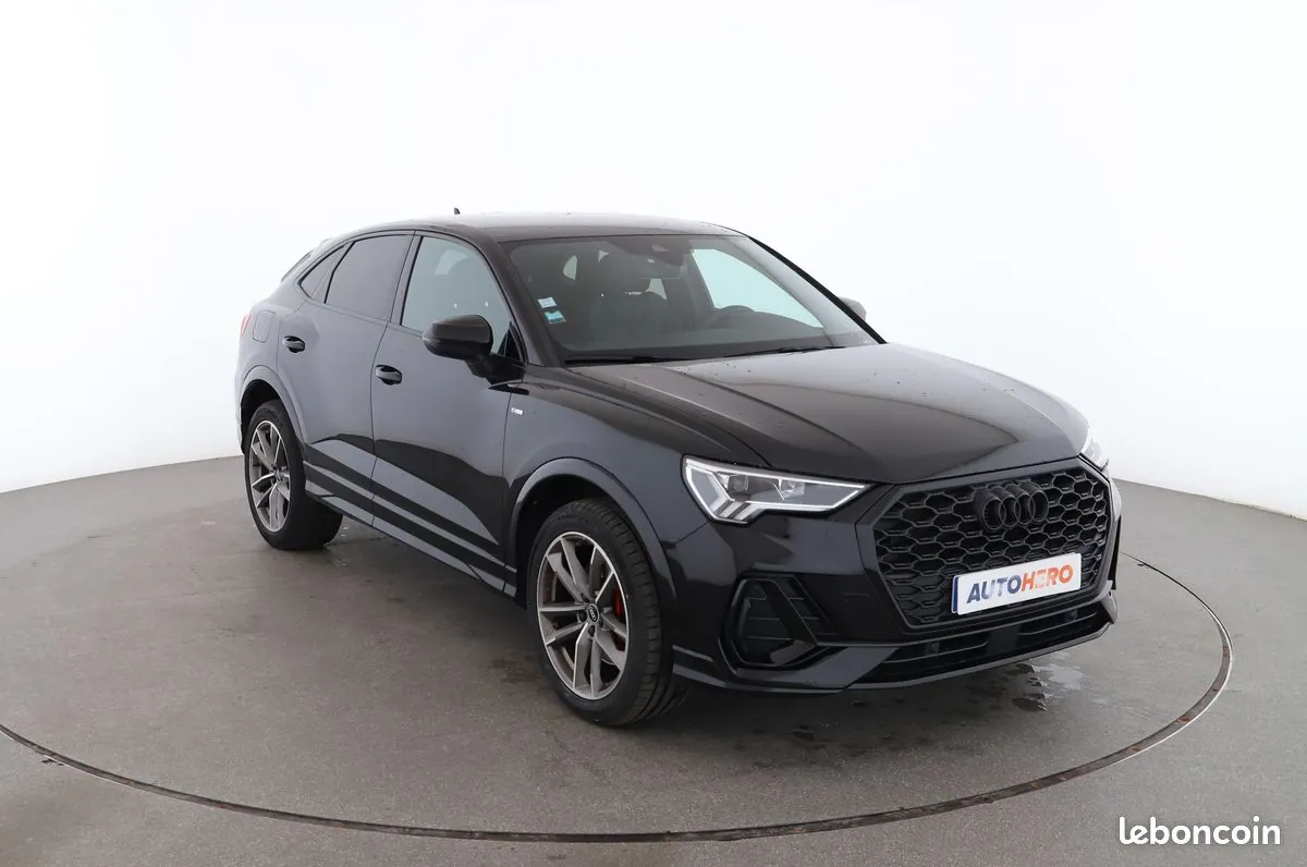Audi Q3 2021 photo 4