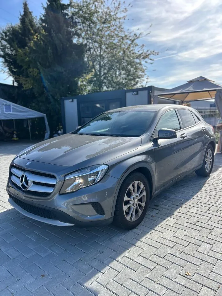 Mercedes-Benz Gla 180