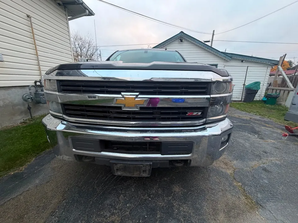 Chevrolet Silverado 2015 photo 2