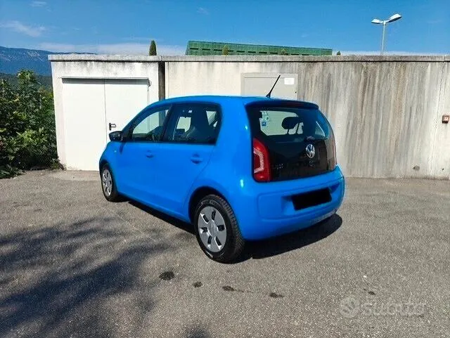 Volkswagen Up 2016 photo 5