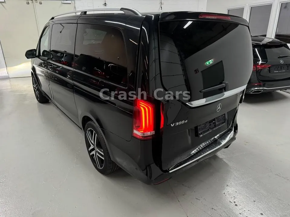 Mercedes-Benz V300D