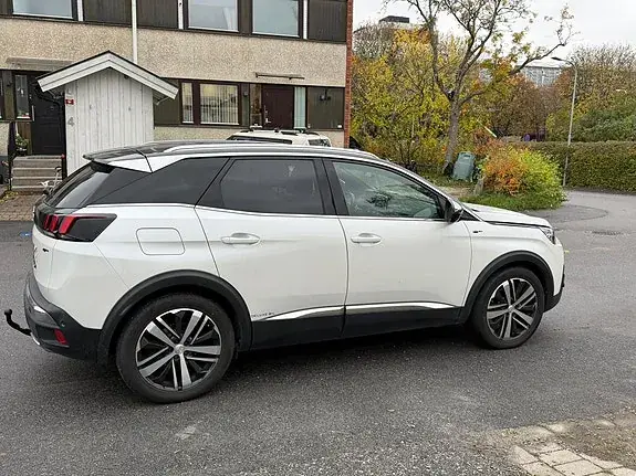 Peugeot 3008 2018 photo 5