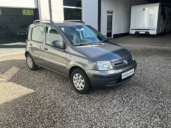 Fiat Panda 2011 photo 2