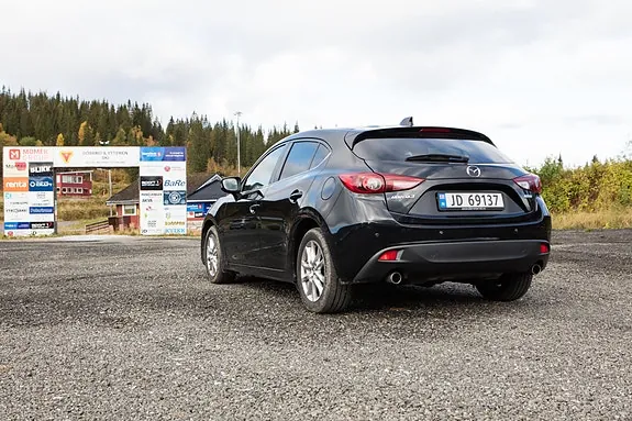 Mazda 3 2014 photo 3