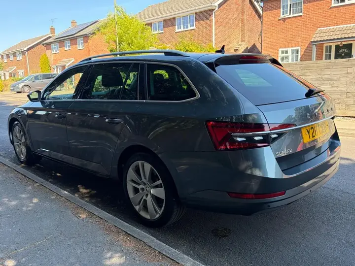 Skoda Superb 2020 photo 3