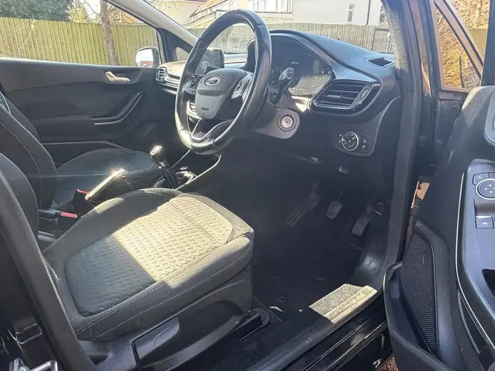 Ford Fiesta 2017 photo 5