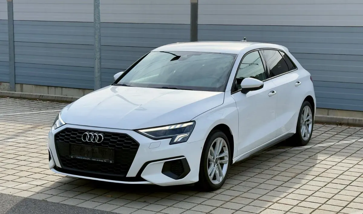 Audi A3 2022 photo 2