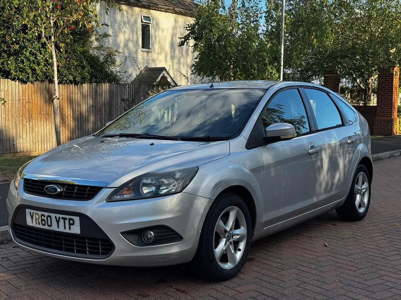 Ford Focus 2010 photo 3