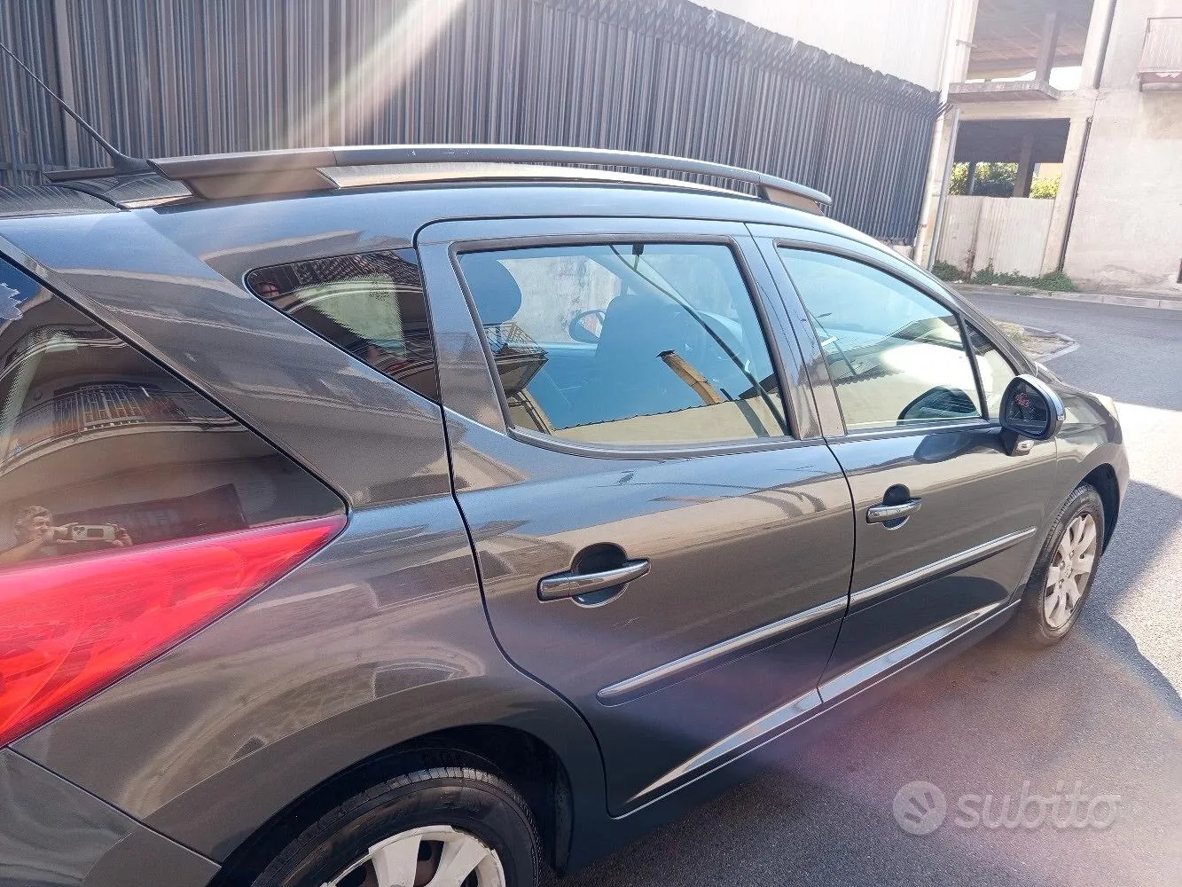 Peugeot 207 2009 photo 4